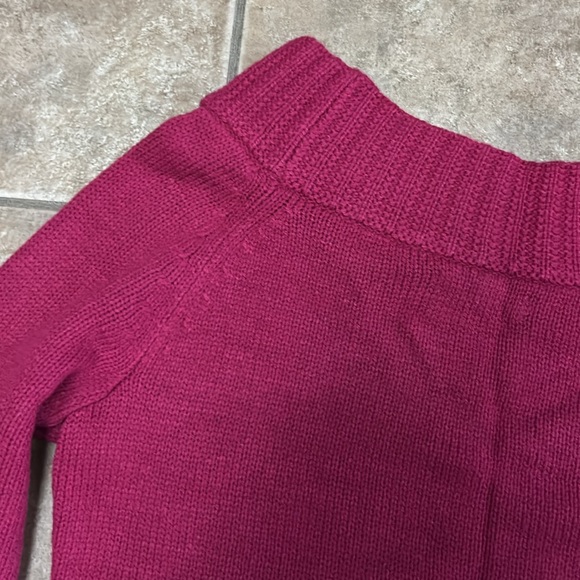 New York and Company Maroon Wide neck sweater Size Medium. - Picture 5 of 5